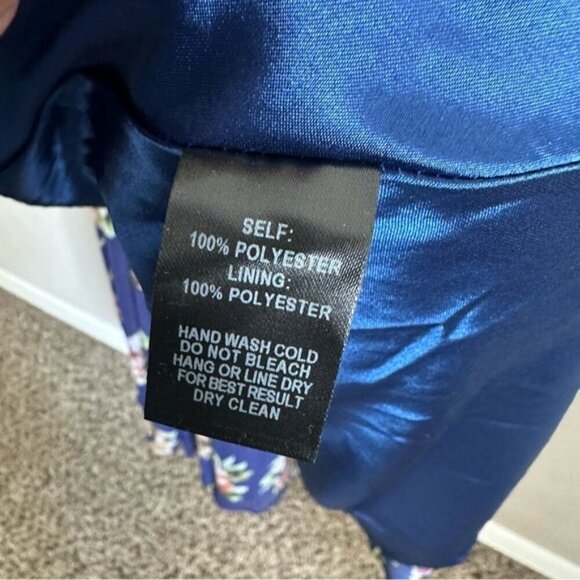 Lulus Always There For Me Navy Blue Floral Print Wrap Maxi Dress Size XS - Picture 9 of 11